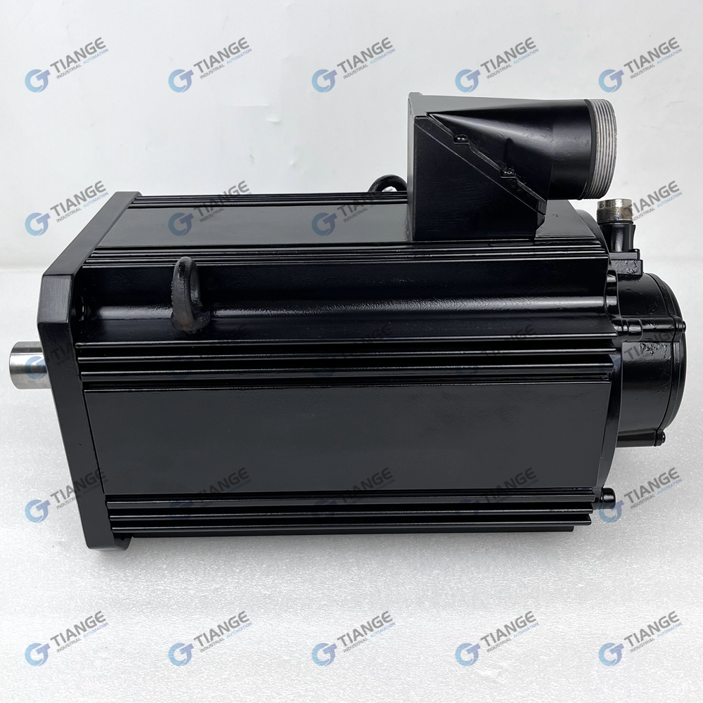 QSK061C-0300-NN-M5-UG1-NNNN